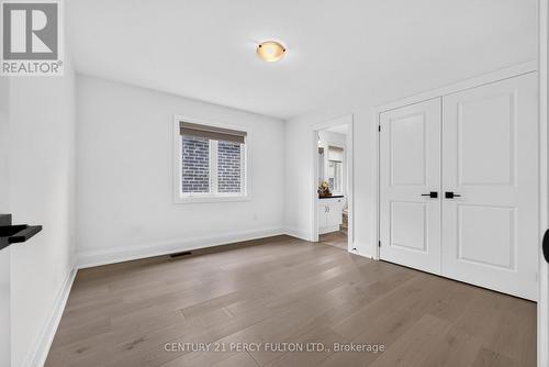 1477 Mockingbird Square, Pickering, ON 