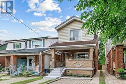 365 MILVERTON BOULEVARD Toronto, ON M4J 1W1