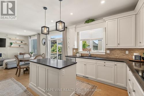 523 Adamson Crescent, Ottawa, ON 