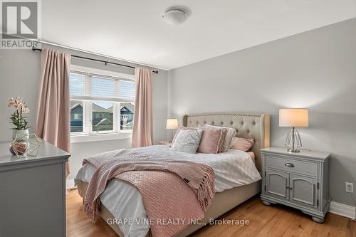 523 Adamson Crescent, Ottawa, ON 