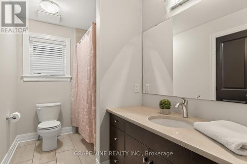 523 Adamson Crescent, Ottawa, ON 
