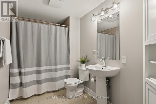 523 Adamson Crescent, Ottawa, ON 