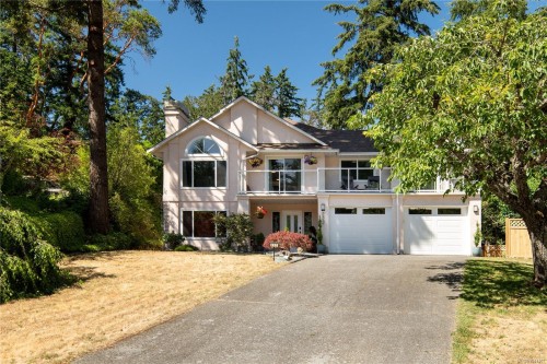 222 Ashley Pl, Langford, BC 