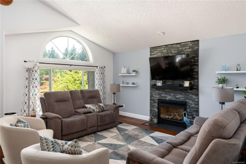 222 Ashley Pl, Langford, BC 