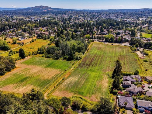 4350 Wilkinson Rd, Saanich, BC 