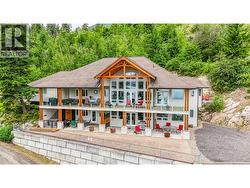 5694 Trans Canada Highway NW Salmon Arm, BC V1E 3A2