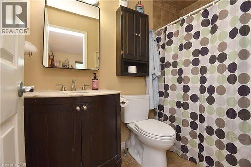 135 Alpine Avenue, Hamilton, ON - Indoor Photo Showing Bathroom