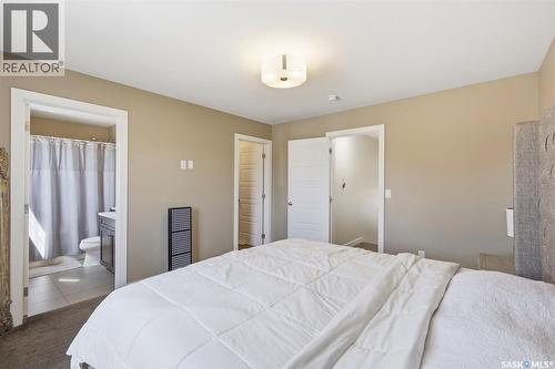 359 Underhill Bend, Saskatoon, SK 