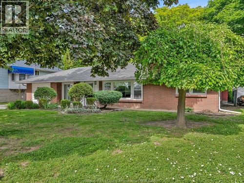 3278 CLEMENCEAU  Windsor, ON N8T 2R7