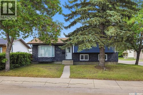 483 Wakabayashi Crescent, Saskatoon, SK 