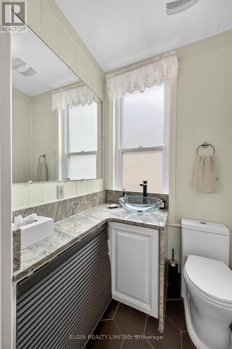 Main Floor Bathroom - 25 Locust Street, St. Thomas, ON - Indoor Photo Showing Bathroom