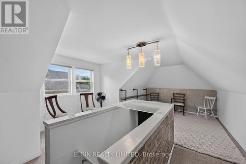 25 Locust Street, St. Thomas, ON - Indoor