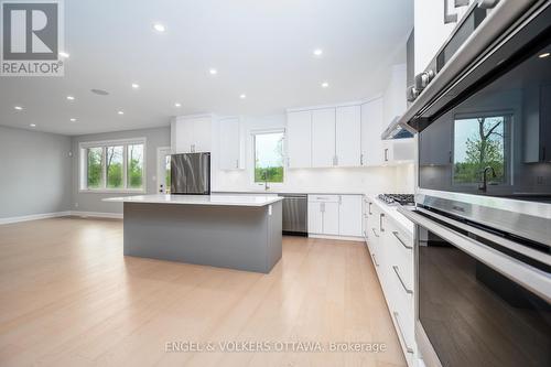 424 Ginger Crescent, Ottawa, ON 