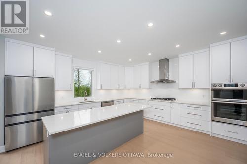 424 Ginger Crescent, Ottawa, ON 