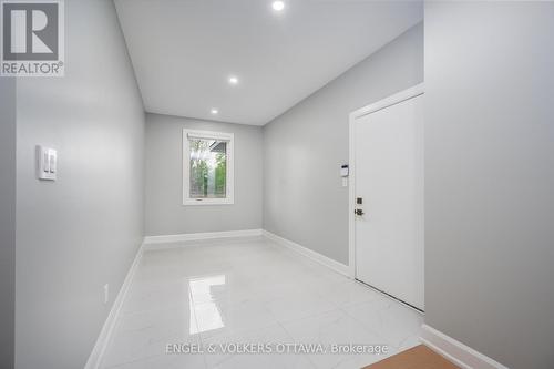 424 Ginger Crescent, Ottawa, ON 