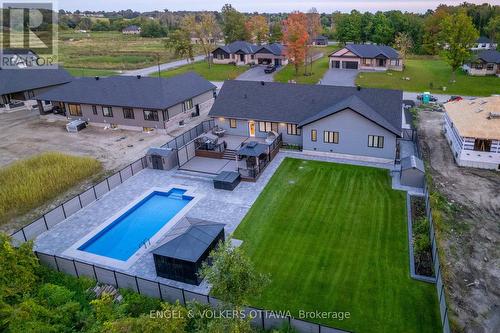 424 Ginger Crescent, Ottawa, ON 