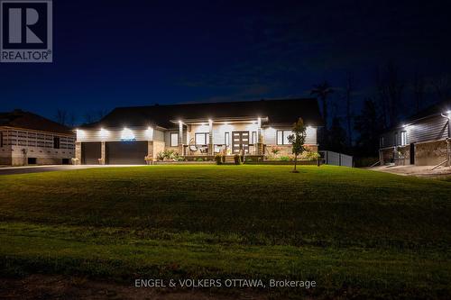 424 Ginger Crescent, Ottawa, ON 