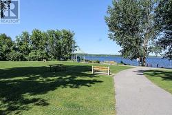 TOWN PARK - 