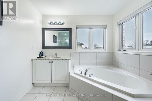 12 Proctor Gate, New Tecumseth, ON 