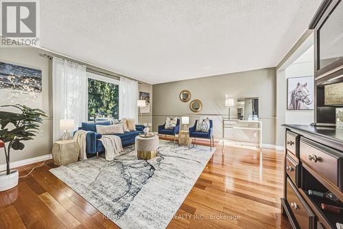 742 Francis Road, Burlington, ON - Indoor
