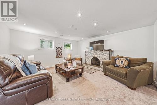 742 Francis Road, Burlington, ON - Indoor Photo Showing Living Room With Fireplace