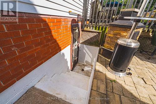 742 Francis Road, Burlington, ON - Outdoor With Exterior