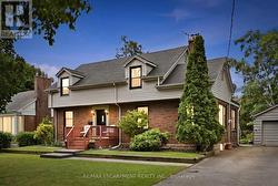 938 CLOVERLEAF DRIVE  Burlington, ON L7T 3Y9