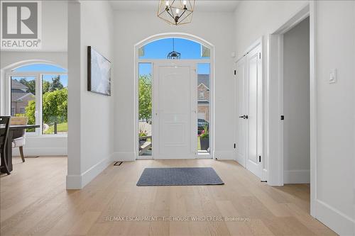 521 Falconridge Crescent, Kitchener, ON 