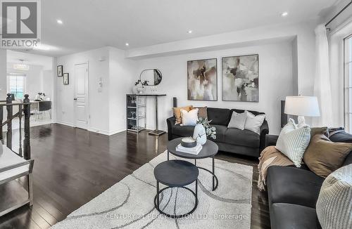 86 Magpie Way, Whitby, ON 