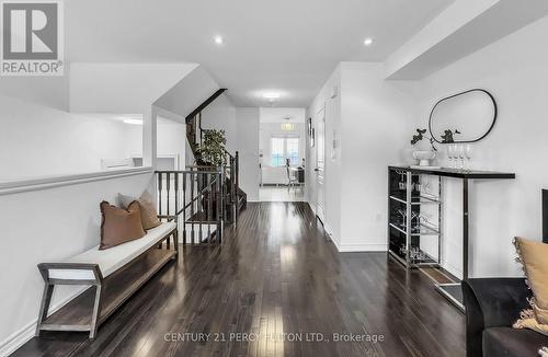 86 Magpie Way, Whitby, ON 