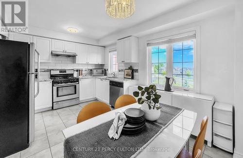 86 Magpie Way, Whitby, ON 