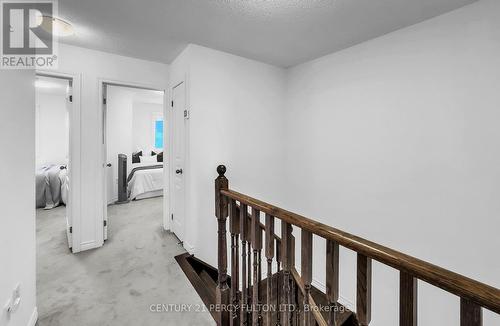 86 Magpie Way, Whitby, ON 