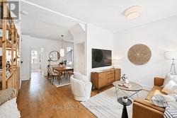 91 CARLAW AVENUE  Toronto, ON M4M 2R6