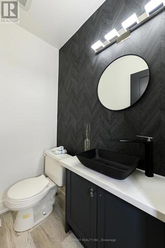 3726 Holden Crescent, Mississauga, ON 