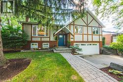 742 FRANCIS Road  Burlington, ON L7T 4A3