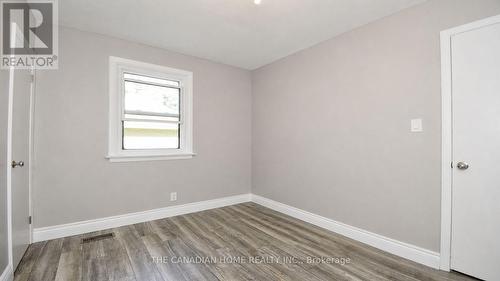 142 Winston Boulevard, Cambridge, ON - Indoor Photo Showing Other Room