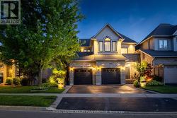2444 VALLEYRIDGE DRIVE  Oakville, ON L6M 5G7