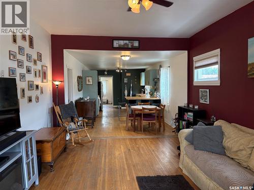 276 2Nd Avenue E, Unity, SK 