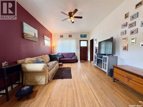 276 2Nd Avenue E, Unity, SK 