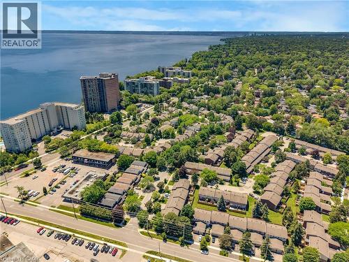 Aerial overview showcasing a waterfront urban landscape with established residential areas - 5275 Banting Court, Burlington, ON 