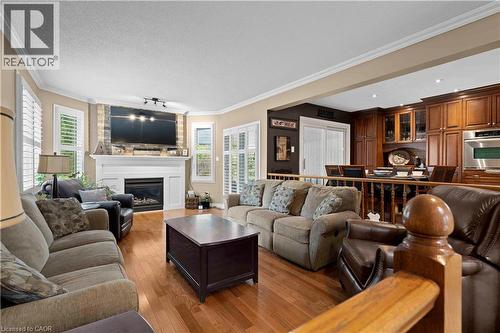 59 Randolf Court, Hamilton, ON - Indoor Photo Showing Living Room With Fireplace