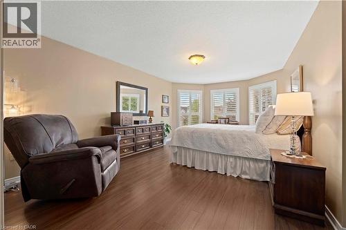 59 Randolf Court, Hamilton, ON - Indoor Photo Showing Bedroom