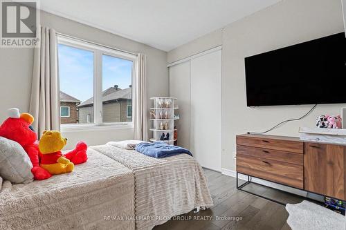 368 Hepatica Way, Ottawa, ON 
