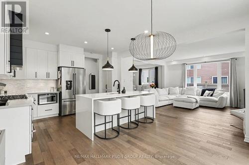 368 Hepatica Way, Ottawa, ON 