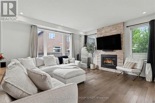 368 Hepatica Way, Ottawa, ON 