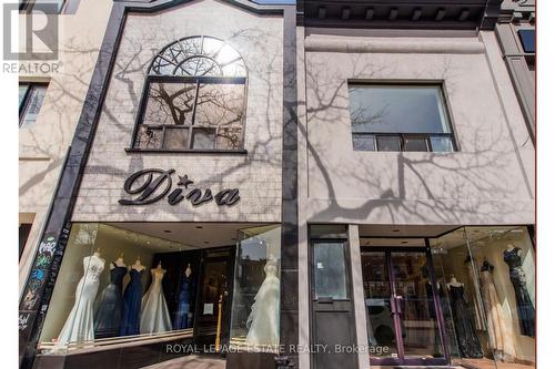 1194 St Clair Avenue W, Toronto, ON 