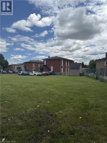26 Carnaby Crescent, Kitchener, ON 