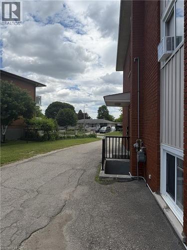 26 Carnaby Crescent, Kitchener, ON 