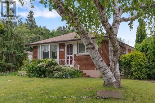 6502 BROCK STREET  Niagara Falls (Stamford), ON L2J 1W3