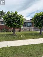 409 BROADWAY AVENUE Welland (Broadway), ON L3C 5M3